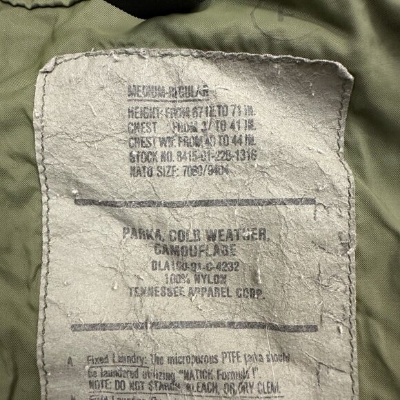 VINTAGE US Military Jacket Parka Medium Gore-Tex Woodland Camo Cold Weather 90s - Picture 8 of 12